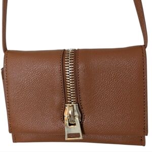 Sergio Ferreti Bag Womens Y2K Elevated Basic Tan Leather Gold Zipper Crossbody